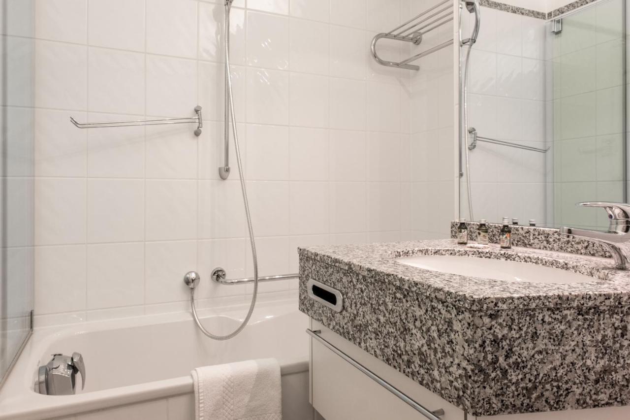 Apartment Alpenrose 2.5 Mit Mitbenutzung Spa & Wellness - Griwa Rent Ag ベアテンベルク エクステリア 写真